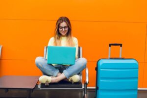 Balancing Work and Travel: Tips for Long-Term Digital Nomads