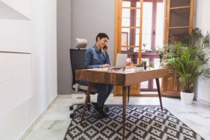 Creating a Distraction-Free Home Office Environment